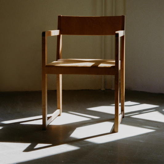 Armrest Chair 01